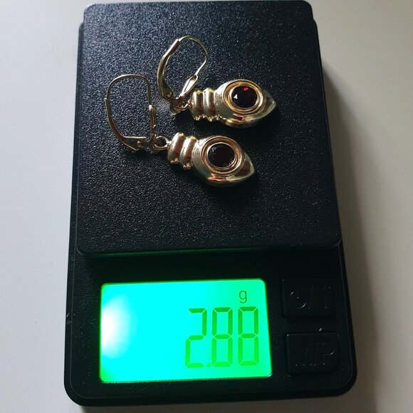 Elegant & Precious Vintage 14K Gold Genuine Deep Red Garnet Dangle Earrings - Picture 12 of 12